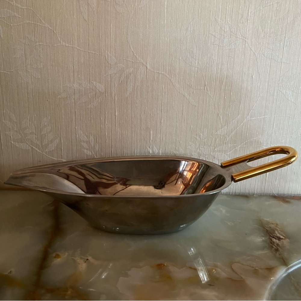 Stainless Steel Pitcher  Bowl Pourer